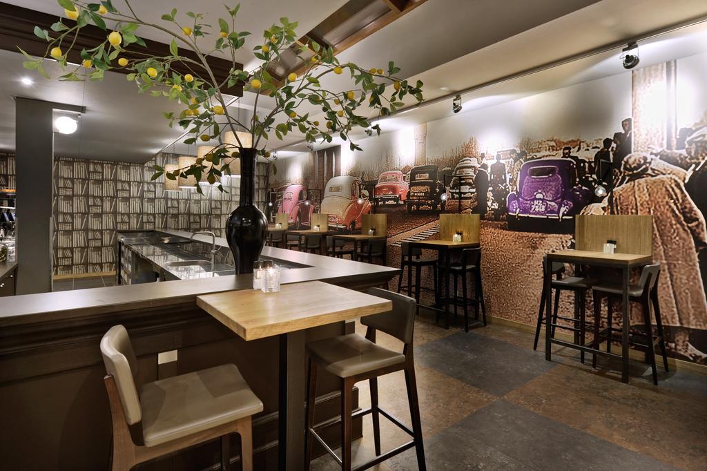 凡德瓦克酒店 希佛萨姆 外观 照片